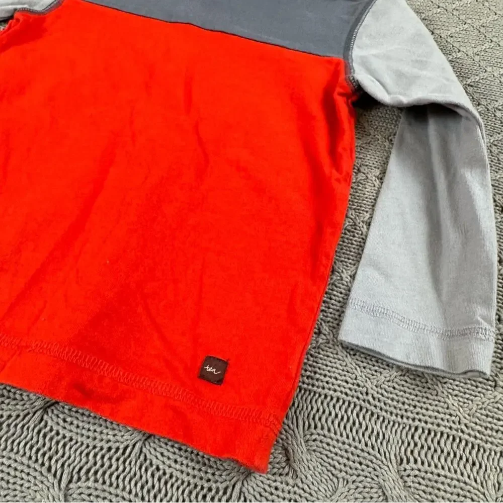 Tea Collection Gray & Red Color Block Long Sleeved Shirt ~ 2